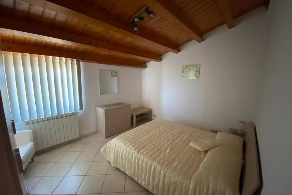 Loft Incantevole Con Idromassaggio Esterno Privato Patti Kültér fotó